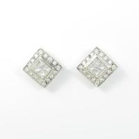 PT ダイヤモンドピアス