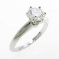 ティファニー クラッシックソリティア リング 0．56ct・H・VVS2