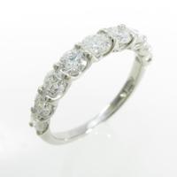 PT ハーフエタニティ ダイヤモンドリング