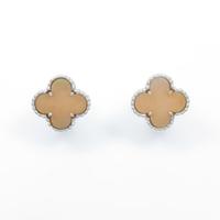 ヴァンクリーフ＆アーペル アルハンブラ ピアス