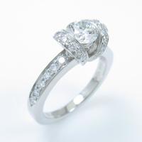 ティファニー リボンリング 0．44ct・G・VVS2・3EXT