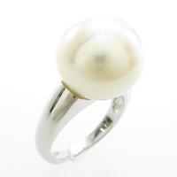 PT シロチョウパールリング