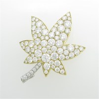 ギメル メープル ダイヤモンドブローチ