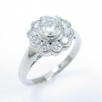 PT フラワー ダイヤモンドリング