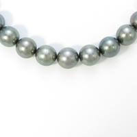 シルバークラスプ クロチョウパールネックレス