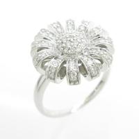 K18WG フラワー ダイヤモンドリング