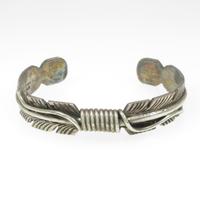 M THOMAS Jr バングル ナバホ族