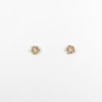4゜C フラワー ダイヤモンドピアス