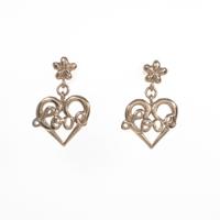 サマンサティアラ ハート ピアス