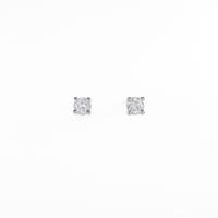 PT ダイヤモンドピアス