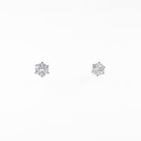 K18WG ダイヤモンドピアス 0．226ct・0．228ct・D?E・VVS1?2・GOOD