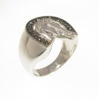 K18WG／K18BG ホース ダイヤモンドリング