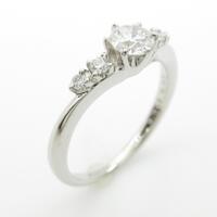 プラチナダイヤモンドリング 0．301ct・F・SI1・EXT H＆C