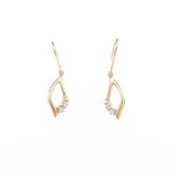 4゜C ダイヤモンドピアス