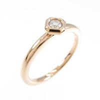 ロイヤル アッシャー ソリティア ダイヤモンドリング 0．06ct・G・VS1