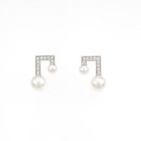 タサキ バランス ノート ピアス