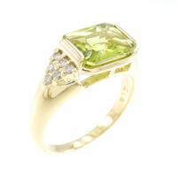 K18YG ペリドット リング 2.11CT