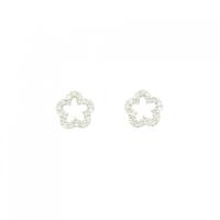 K18WG フラワー ダイヤモンド ピアス 0.26CT