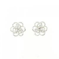 K18WG フラワー ダイヤモンド ピアス 0.10CT