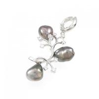 ミキモト 黒蝶パール ペンダント