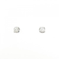 PT ソリティア ダイヤモンド ピアス