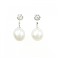 PT 白蝶パール ピアス 9.7mm