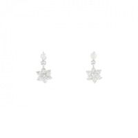 K18WG フラワー ダイヤモンド ピアス