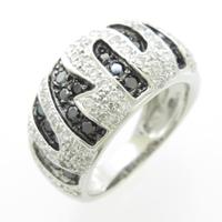 PT パヴェ ダイヤモンドリング