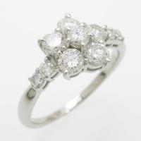 PT フラワー ダイヤモンドリング