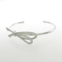 ティファニー ボウ カフ バングル