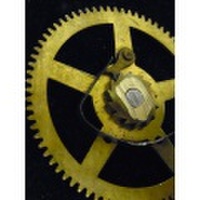 6,6cmの大きい歯車　スチームパンク アンティーク柱時計ジャンクパーツ JW-175 送料無料