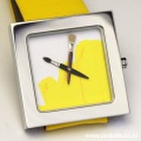 《 AKTEO 》 画家 / YELLOW PAINT KUBIK
