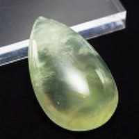 プレナイト　AAA　ルース　タンブル【約13.8g】【ペアシェイプカット】天然石｜パワーストーン｜葡萄石｜ドロップカット｜ペアシェイプ｜カボション｜素材｜タンブル｜e0259