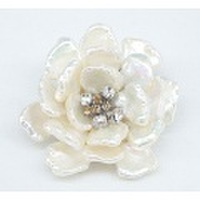 淡水パール フラワー マーベラス ブローチ