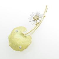 アズ タイム リーフ×フラワー ダイヤモンドブローチ