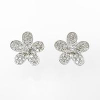 K18WG／K14WG フラワー ダイヤモンドピアス