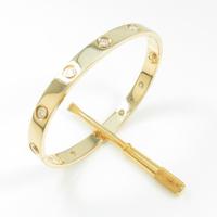 カルティエ ラブブレスレット フルダイヤ