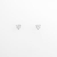 PT ソリティア ダイヤモンドピアス