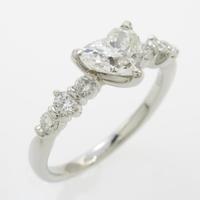 プラチナダイヤモンドリング 0．838ct・J・SI1・ハートシェイプ20％引き