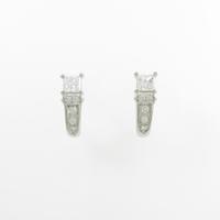 PT ダイヤモンドピアス