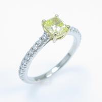 ティファニー ノヴォ リング 0．43ct・FIY・IF・クッションカット