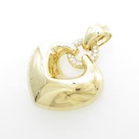 ブルガリ アブラッチオ ペンダント