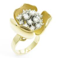 K18YG／K18WG フラワー ダイヤモンドリング20％引き
