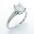 ティファニー ダイヤモンドリング 0．73ct・F・VS1・エメラルドカット