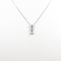 K18WG フラワー ダイヤモンドネックレス