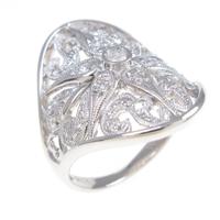 PT ダイヤモンドリング