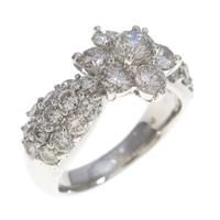 PT フラワー ダイヤモンドリング