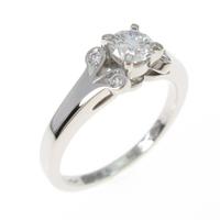 カルティエ バレリーナ リング 0．28ct・E・VVS2・VG