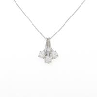 PT 2WAY スリーストーン ダイヤモンドネックレス