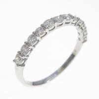 PT ハーフエタニティ ダイヤモンドリング